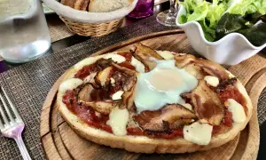 Co warto kupić na Korsyce? Najlepsze lokalne smaki i pamiątki