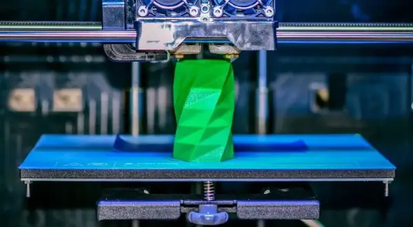 Jaką drukarkę 3D wybrać, aby uniknąć rozczarowań i kosztów?