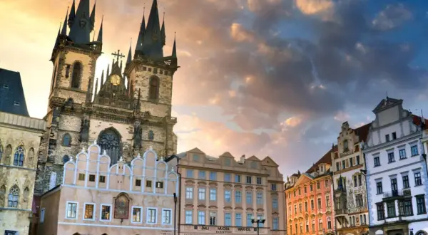 Co warto kupić w Pradze? Unikalne skarby, które zachwycą każdego