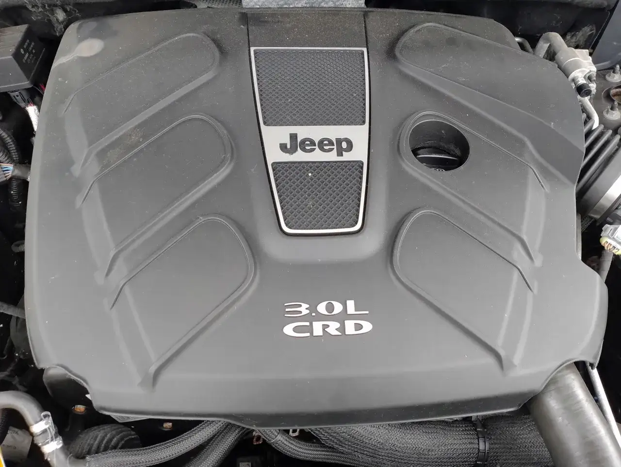Zdjęcie Jeep Grand Cherokee jaki silnik wybrać, aby uniknąć wysokich kosztów?