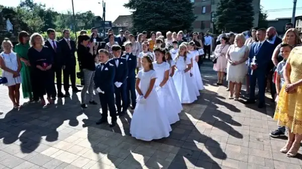 Ile powinno się dać na komunię? Sprawdź, aby uniknąć faux pas